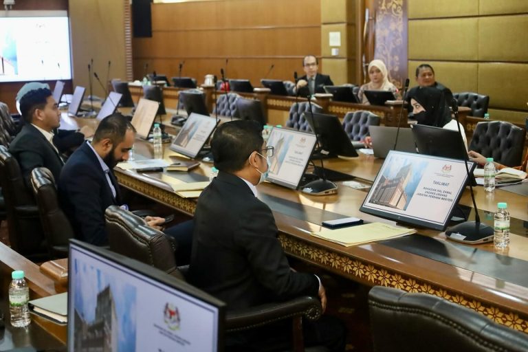 19 Disember 2023 | Mesyuarat Pembentangan Pencapaian Sasaran Kerja Utama (SKU) Tahun 2023